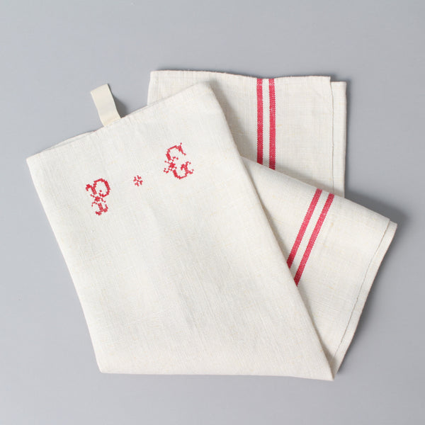 VINTAGE LINEN TEA TOWEL