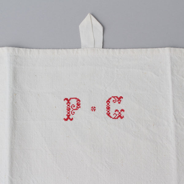 VINTAGE LINEN TEA TOWEL