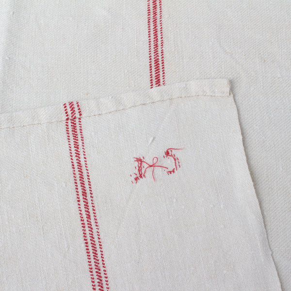 VINTAGE LINEN TEA TOWEL