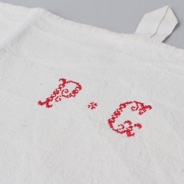 VINTAGE LINEN TEA TOWEL