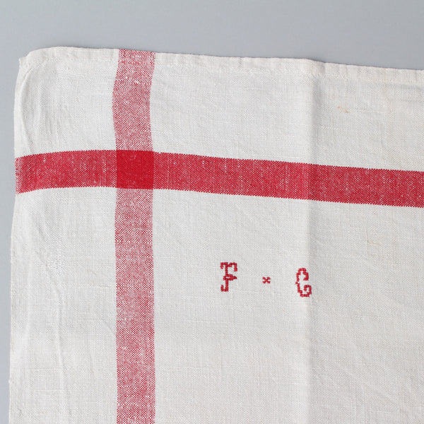 VINTAGE LINEN TEA TOWEL