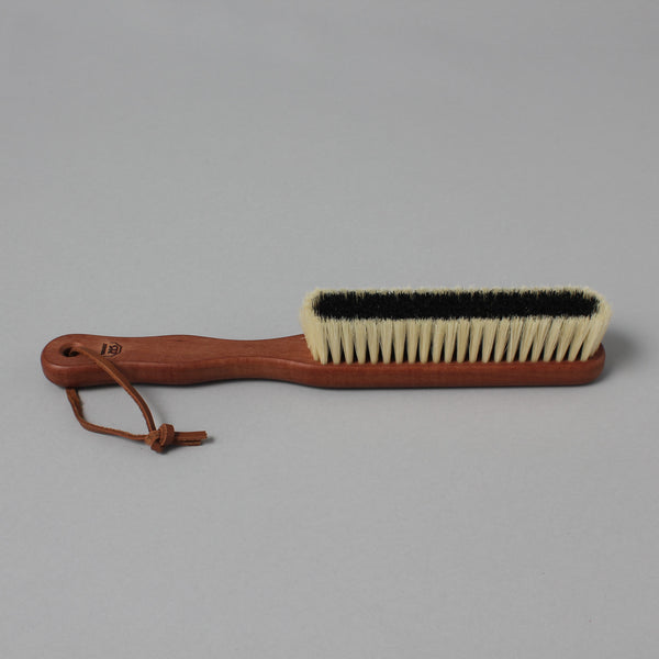 CASHMERE BRUSH