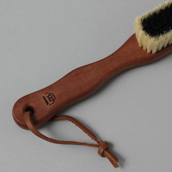 CASHMERE BRUSH