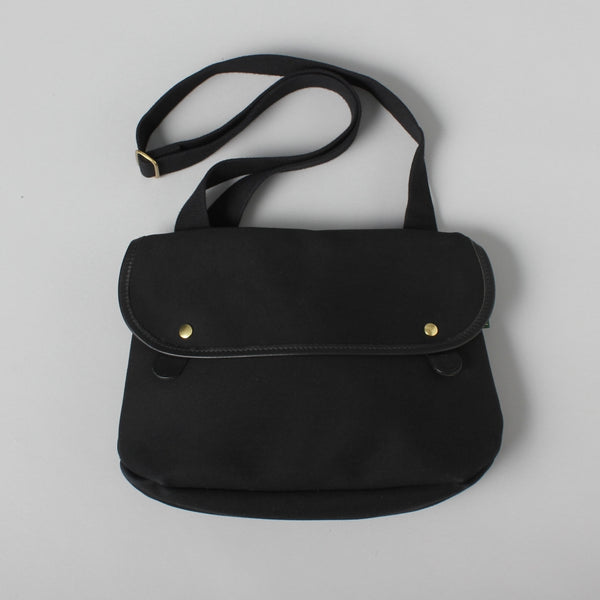 AVON BLACK