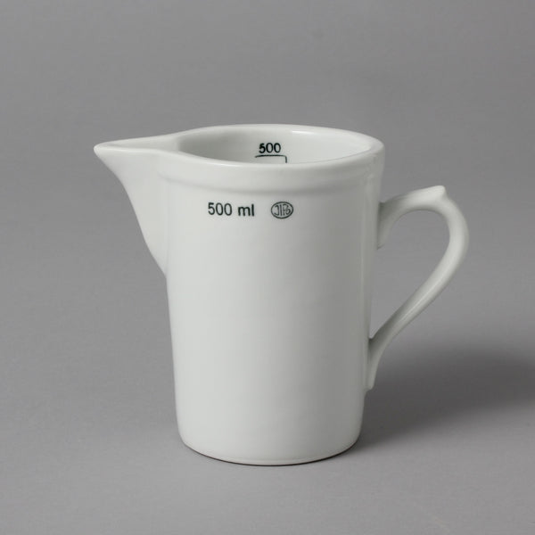 LABORATORY JUG