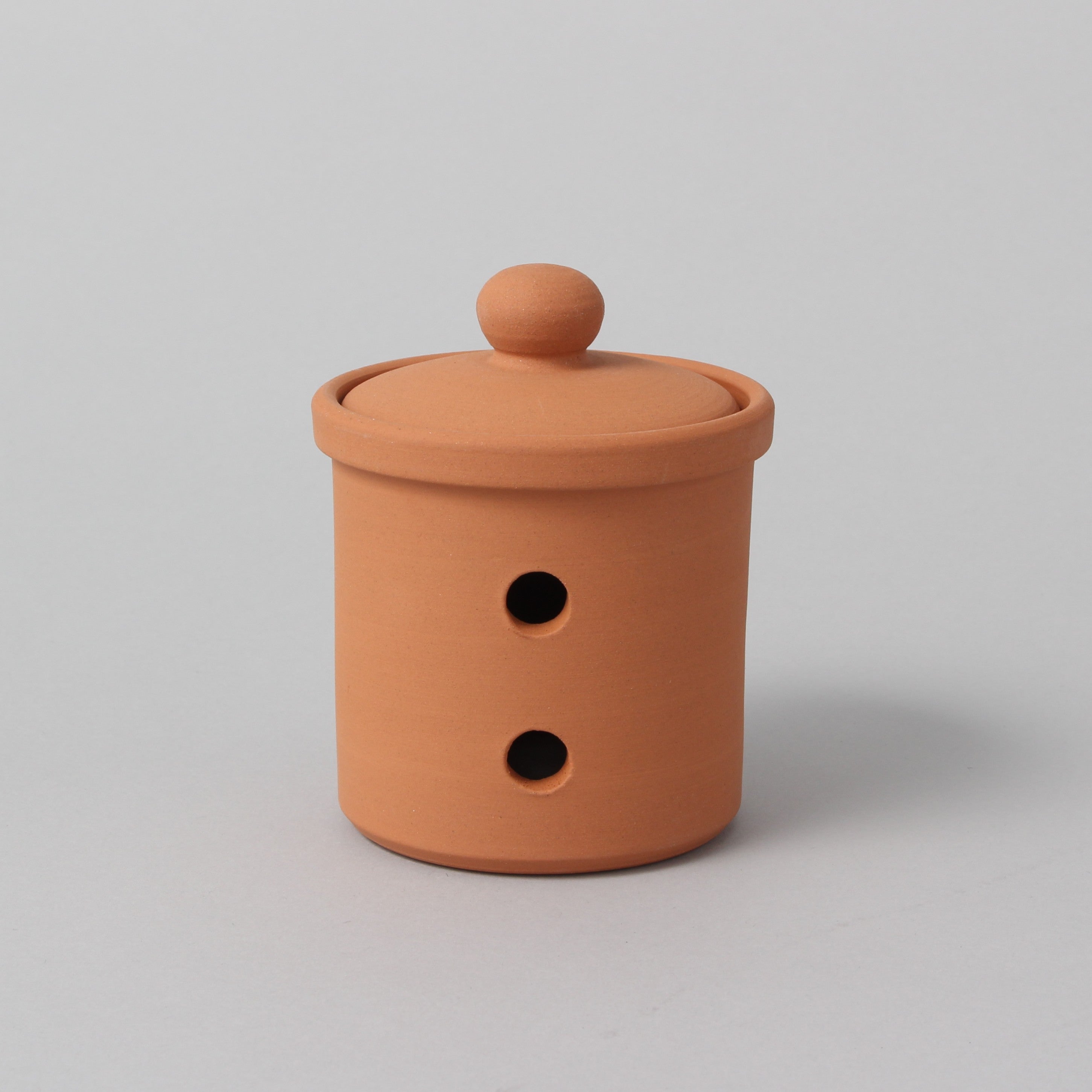LABOUR AND WAIT | GARLIC POT