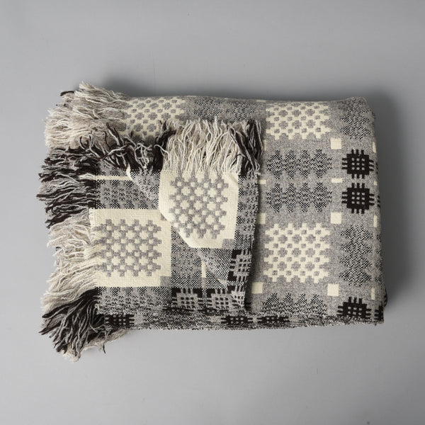LABOUR AND WAIT | WELSH TAPESTRY BLANKET NATURAL